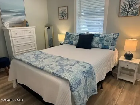 102 W Dobbs Street Atlantic Beach NC 28512