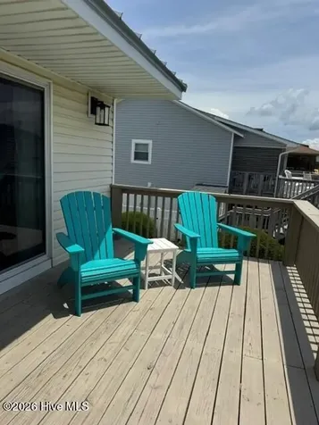 102 W Dobbs Street Atlantic Beach NC 28512