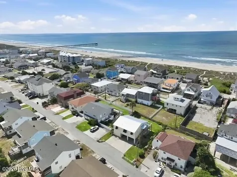 102 W Dobbs Street Atlantic Beach NC 28512