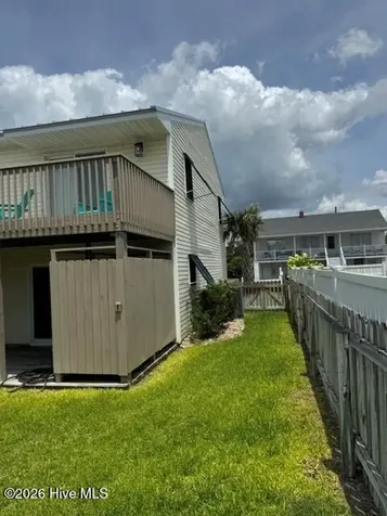 102 W Dobbs Street Atlantic Beach NC 28512