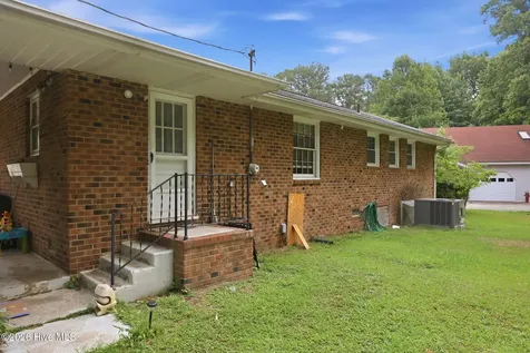 1711 Ambleside Drive Tarboro NC 27886