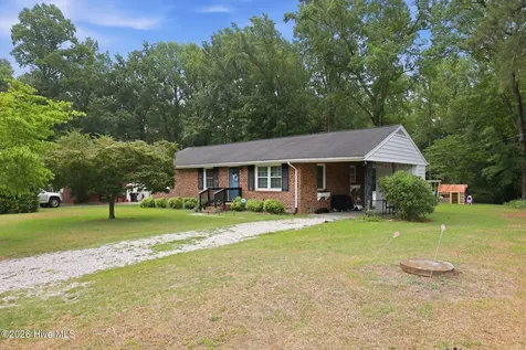 1711 Ambleside Drive Tarboro NC 27886