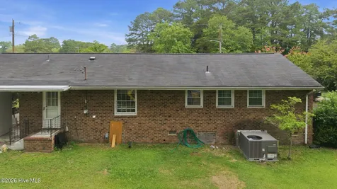 1711 Ambleside Drive Tarboro NC 27886