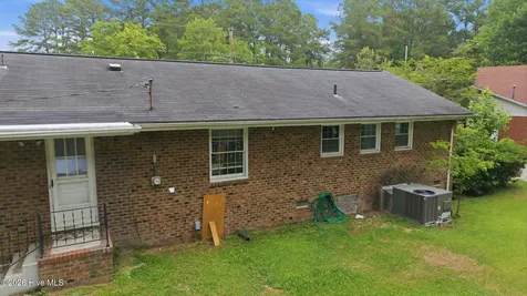 1711 Ambleside Drive Tarboro NC 27886