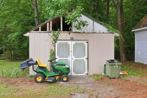 1711 Ambleside Drive Tarboro NC 27886