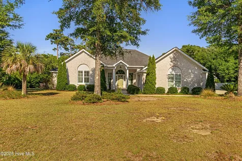 204 Nottingham Lane Morehead City NC 28557
