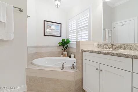 204 Nottingham Lane Morehead City NC 28557