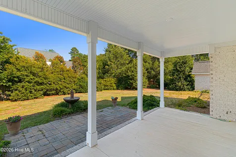 204 Nottingham Lane Morehead City NC 28557