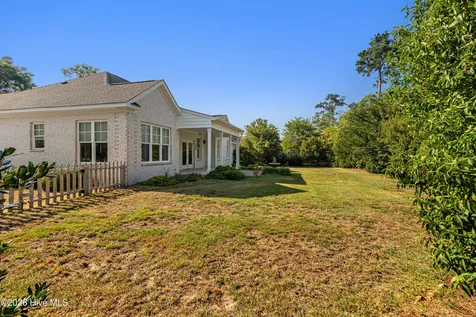 204 Nottingham Lane Morehead City NC 28557