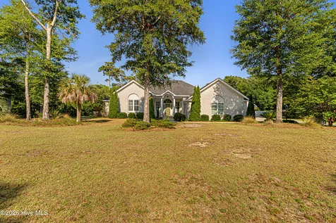 204 Nottingham Lane Morehead City NC 28557