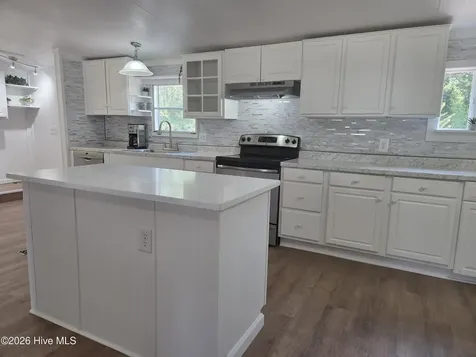 1199 Zack Street SE Bolivia NC 28422
