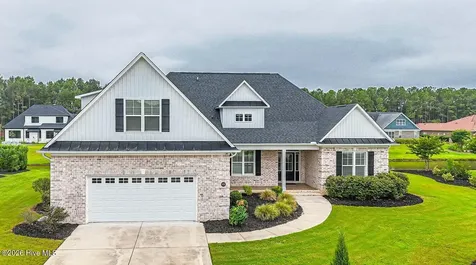 1005 Layne Court NE Leland NC 28451