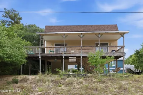 136 Sea Dunes Drive Emerald Isle NC 28594