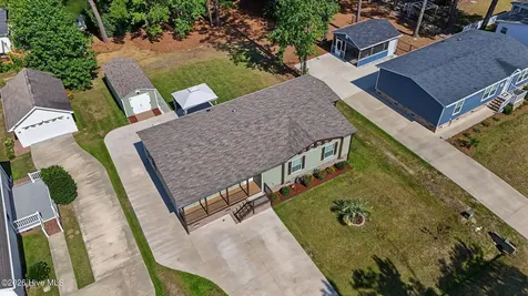 908 Palmer Drive Calabash NC 28467