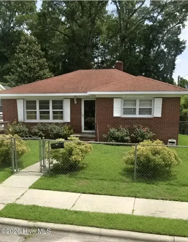 203 Heard Street Kinston NC 28501