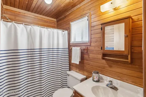 131 Hillside Court Duck NC 27949
