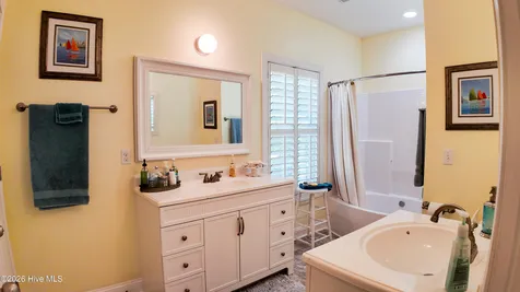 97 Woodbury Road Elizabethtown NC 28337