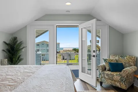 3214 E Dolphin Drive Oak Island NC 28465
