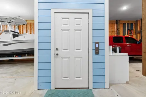 118 SE 40th Street Oak Island NC 28465