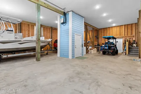 118 SE 40th Street Oak Island NC 28465