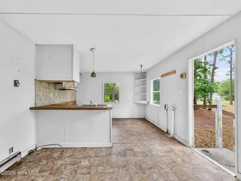 4163 9th Street SE Southport NC 28461