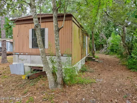 4163 9th Street SE Southport NC 28461