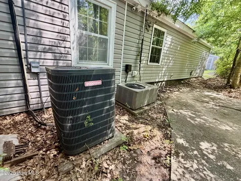 403 Wilson Avenue Kinston NC 28501