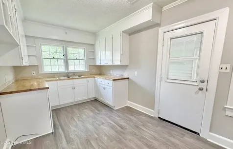 403 Wilson Avenue Kinston NC 28501