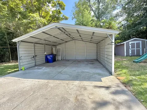 403 Wilson Avenue Kinston NC 28501
