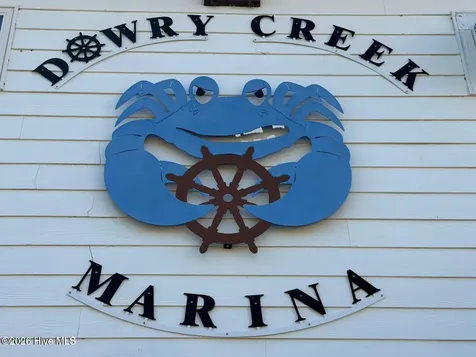 14 E Dowry Creek E Belhaven NC 27810
