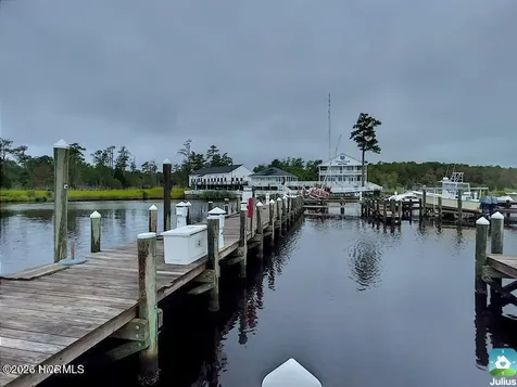 14 E Dowry Creek E Belhaven NC 27810