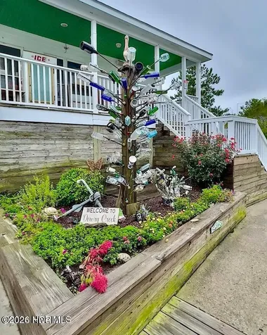14 E Dowry Creek E Belhaven NC 27810