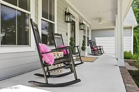 2703 E Fairway Road Morehead City NC 28557
