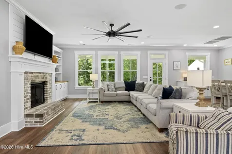 2703 E Fairway Road Morehead City NC 28557