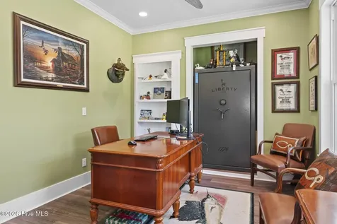 2703 E Fairway Road Morehead City NC 28557