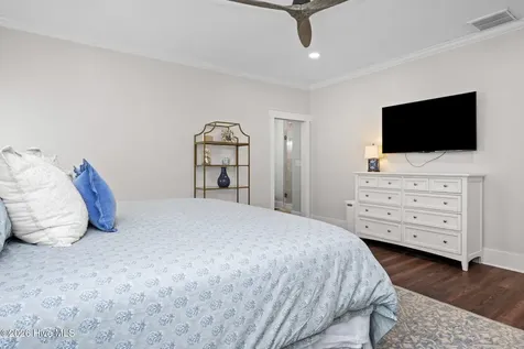 2703 E Fairway Road Morehead City NC 28557