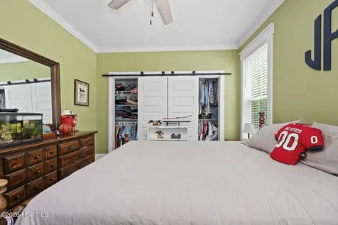 2703 E Fairway Road Morehead City NC 28557