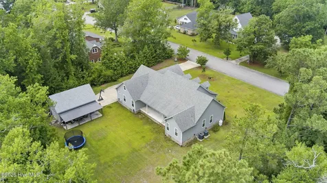 2703 E Fairway Road Morehead City NC 28557