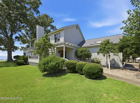 903 South Avenue Oriental NC 28571