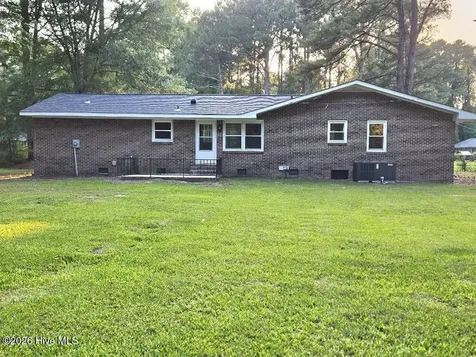 503 Covington Drive Kinston NC 28501