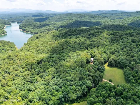 860 Holly Road Murphy NC 28906