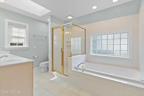 3567 E Medinah Avenue E Southport NC 28461