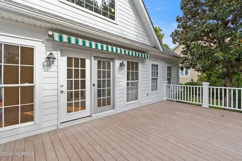 3567 E Medinah Avenue E Southport NC 28461