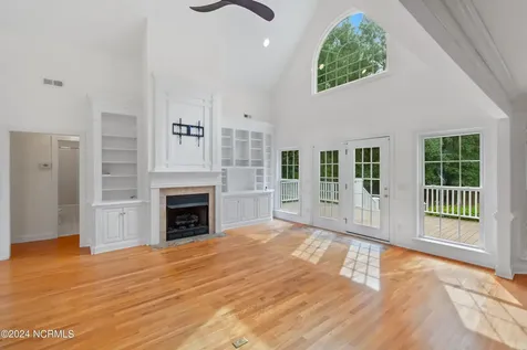 3567 E Medinah Avenue E Southport NC 28461