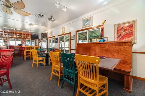 303 South Avenue Oriental NC 28571