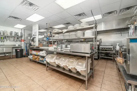 303 South Avenue Oriental NC 28571