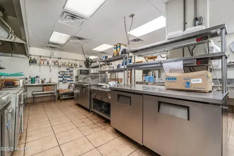 303 South Avenue Oriental NC 28571