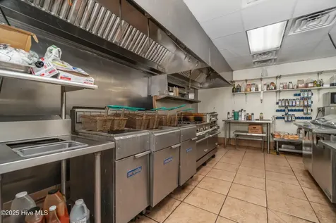303 South Avenue Oriental NC 28571