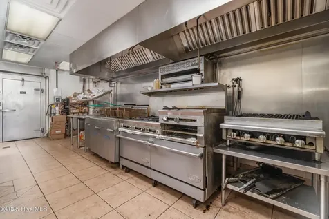 303 South Avenue Oriental NC 28571