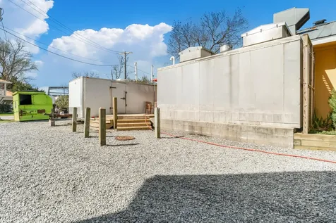 303 South Avenue Oriental NC 28571
